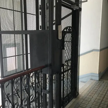 Lumineux Dernier étage Avec Terrasse, Proche Apartamento Niza